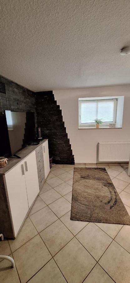 Zimmer Im Ug Direkt In Der Innenstadt, Centrum Schwerin  Exterior photo